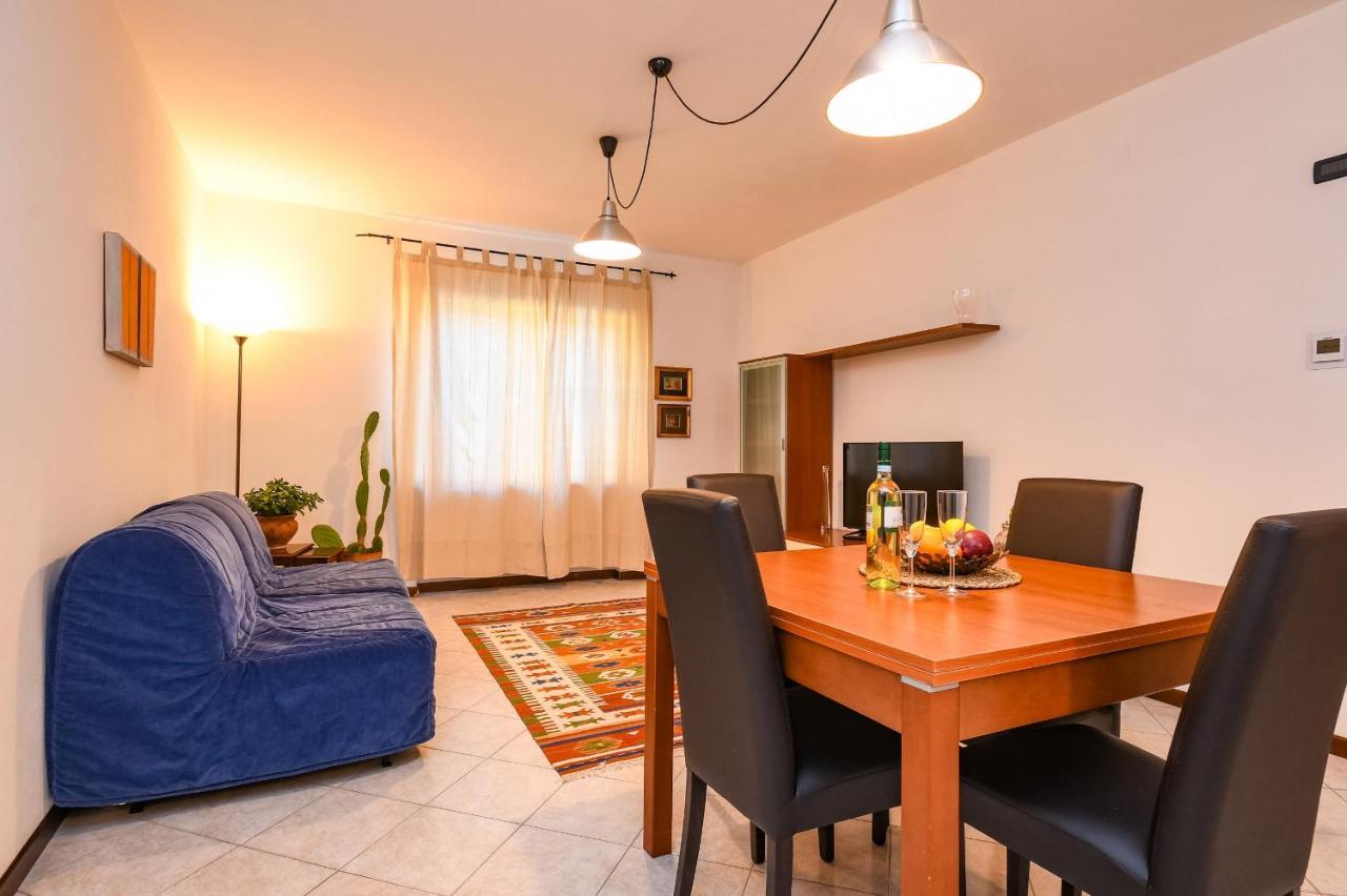 Desenzanoloft Yellow Apartment Дезенцано-дель-Гарда Экстерьер фото