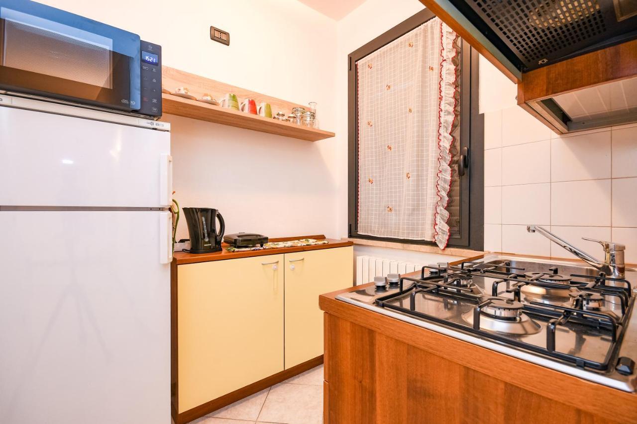 Desenzanoloft Yellow Apartment Дезенцано-дель-Гарда Экстерьер фото